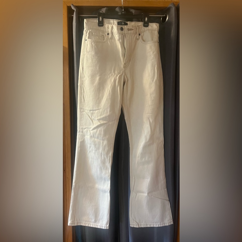 Banana Republic Ecru Relaxed Bootcut Flare Jeans - Picture 2 of 13